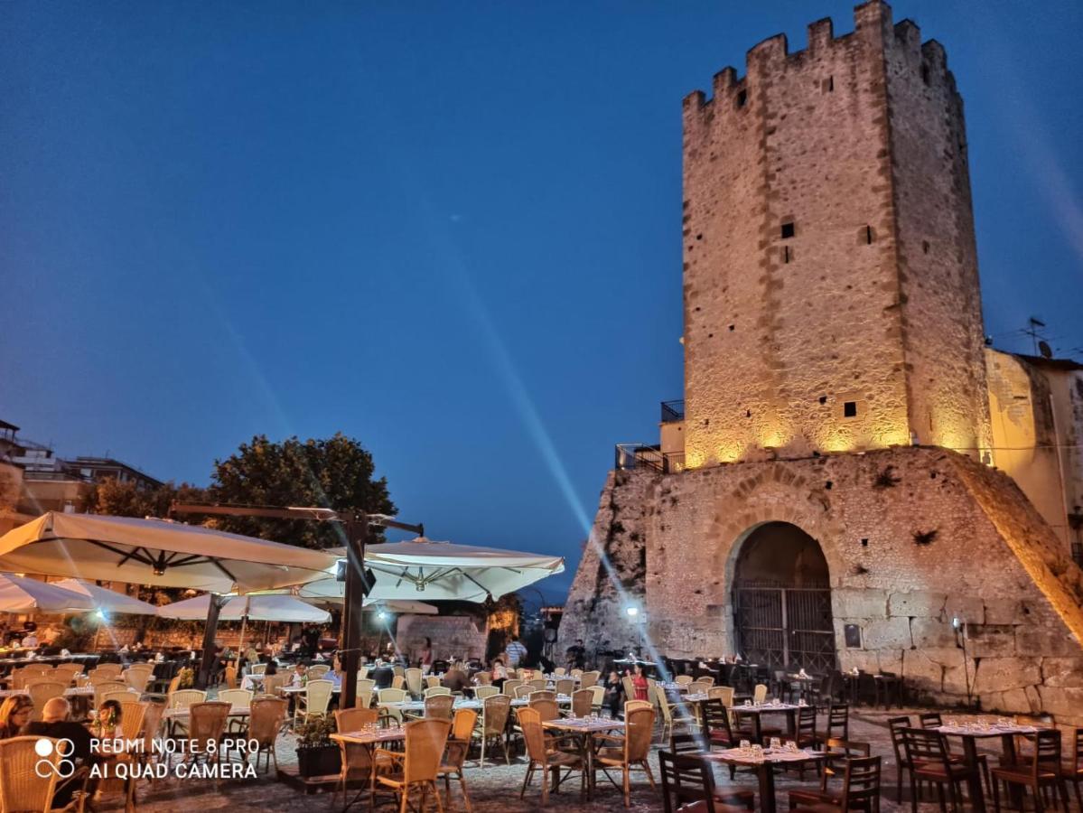 Central Gh Formia Exterior photo
