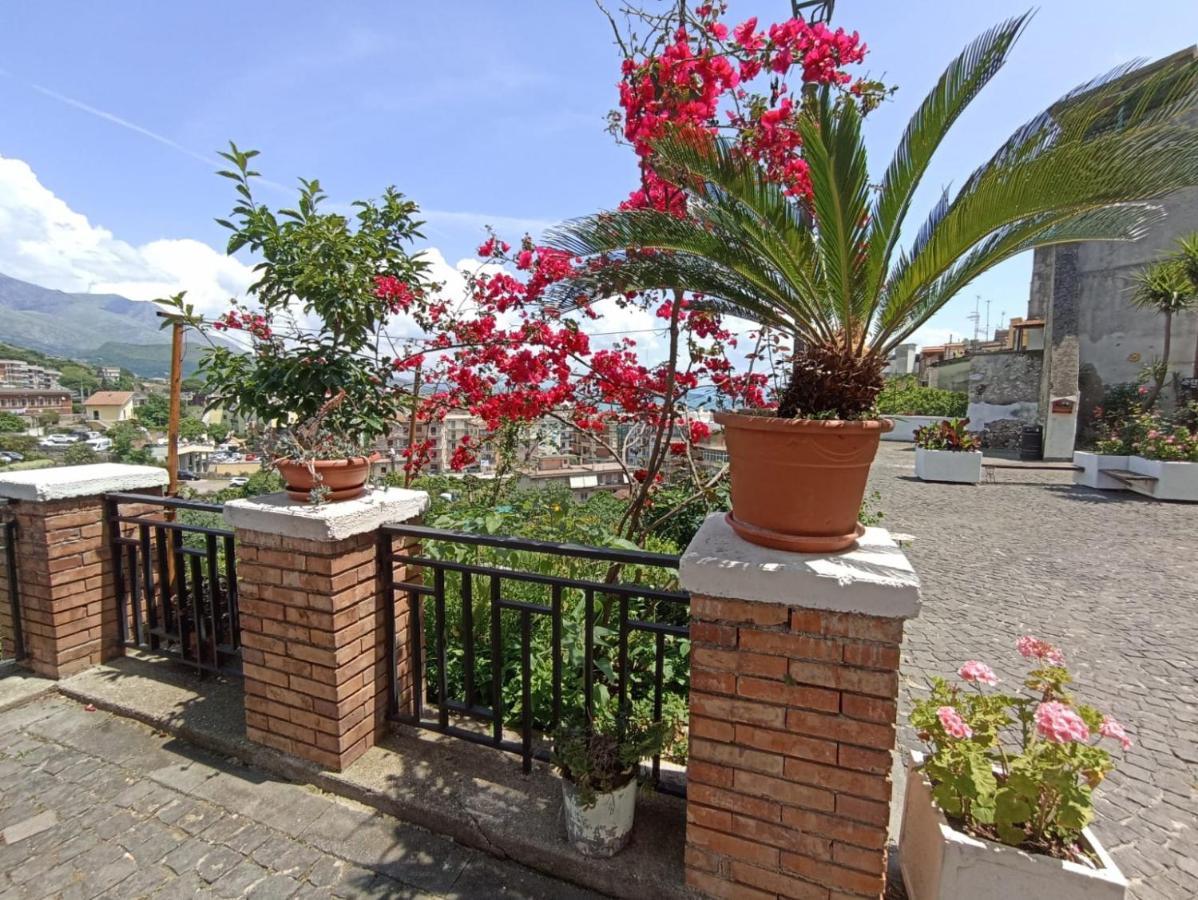 Central Gh Formia Exterior photo